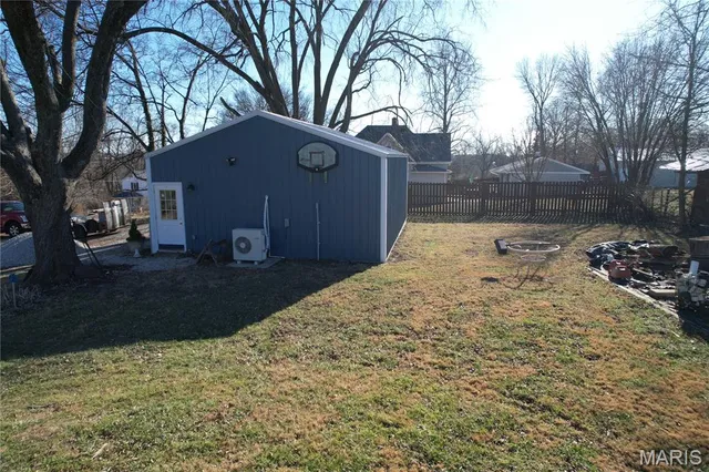 $365,000 | 419 Olive Street, Villa Ridge, MO 63089