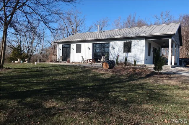$365,000 | 419 Olive Street, Villa Ridge, MO 63089