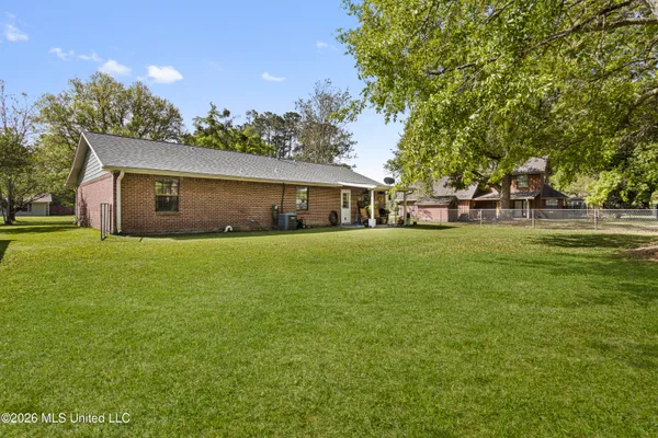 $240,000 | 401 Holly Street, Long Beach, MS 39560