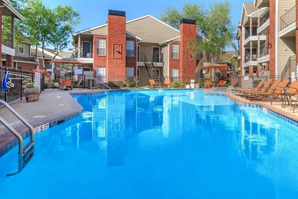 $1,008 | 8110 Creekbend Drive, Unit 305, Houston, TX 77071