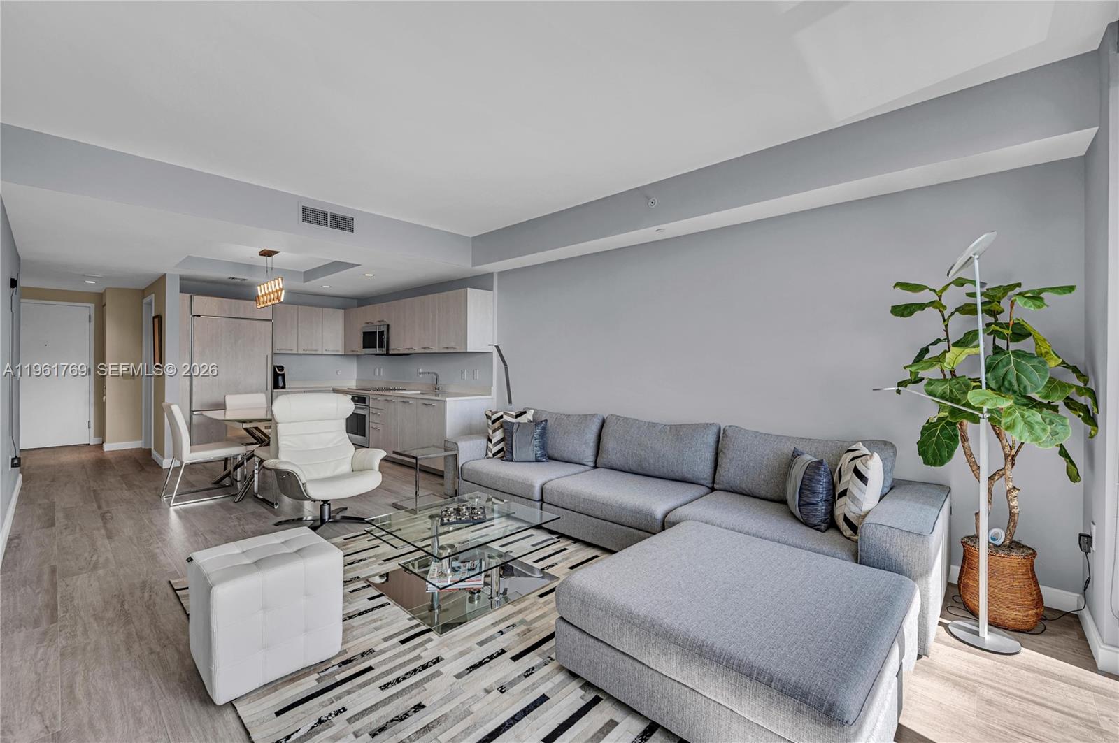 55 Southwest 9th Street, Unit 4004 Miami, FL 33130 - Photo 17 of 43