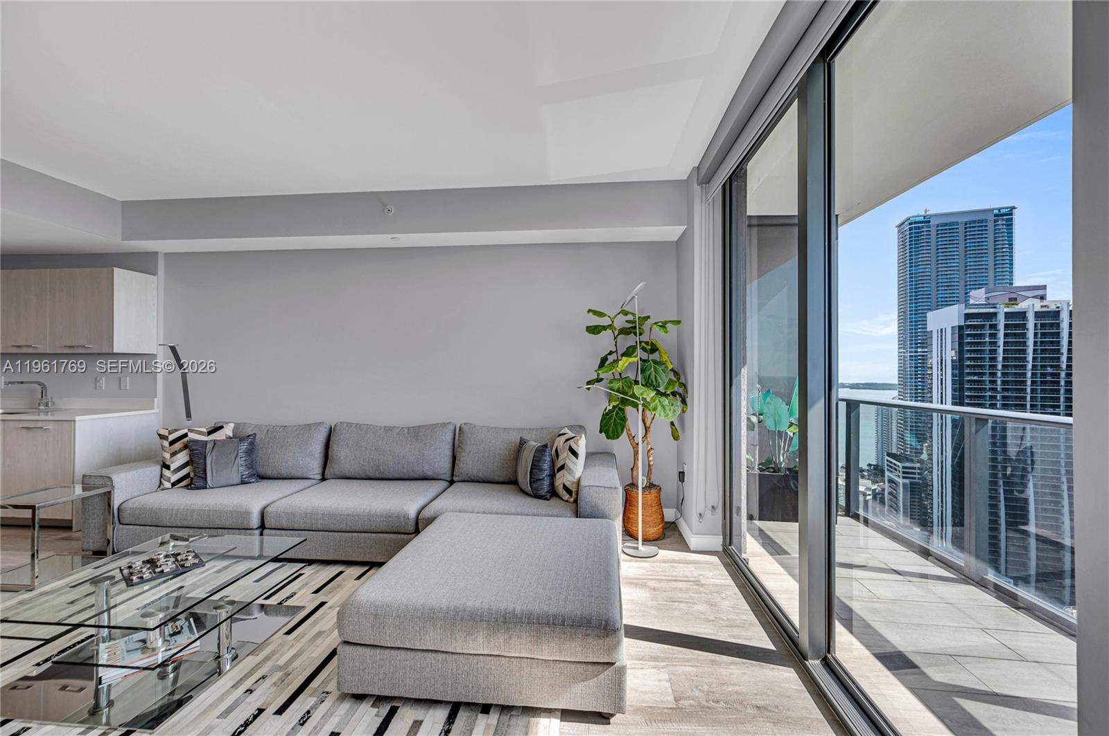 55 Southwest 9th Street, Unit 4004 Miami, FL 33130 - Photo 18 of 43