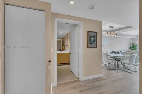 $629,900 | 55 Southwest 9th Street, Unit 4004, Miami, FL 33130