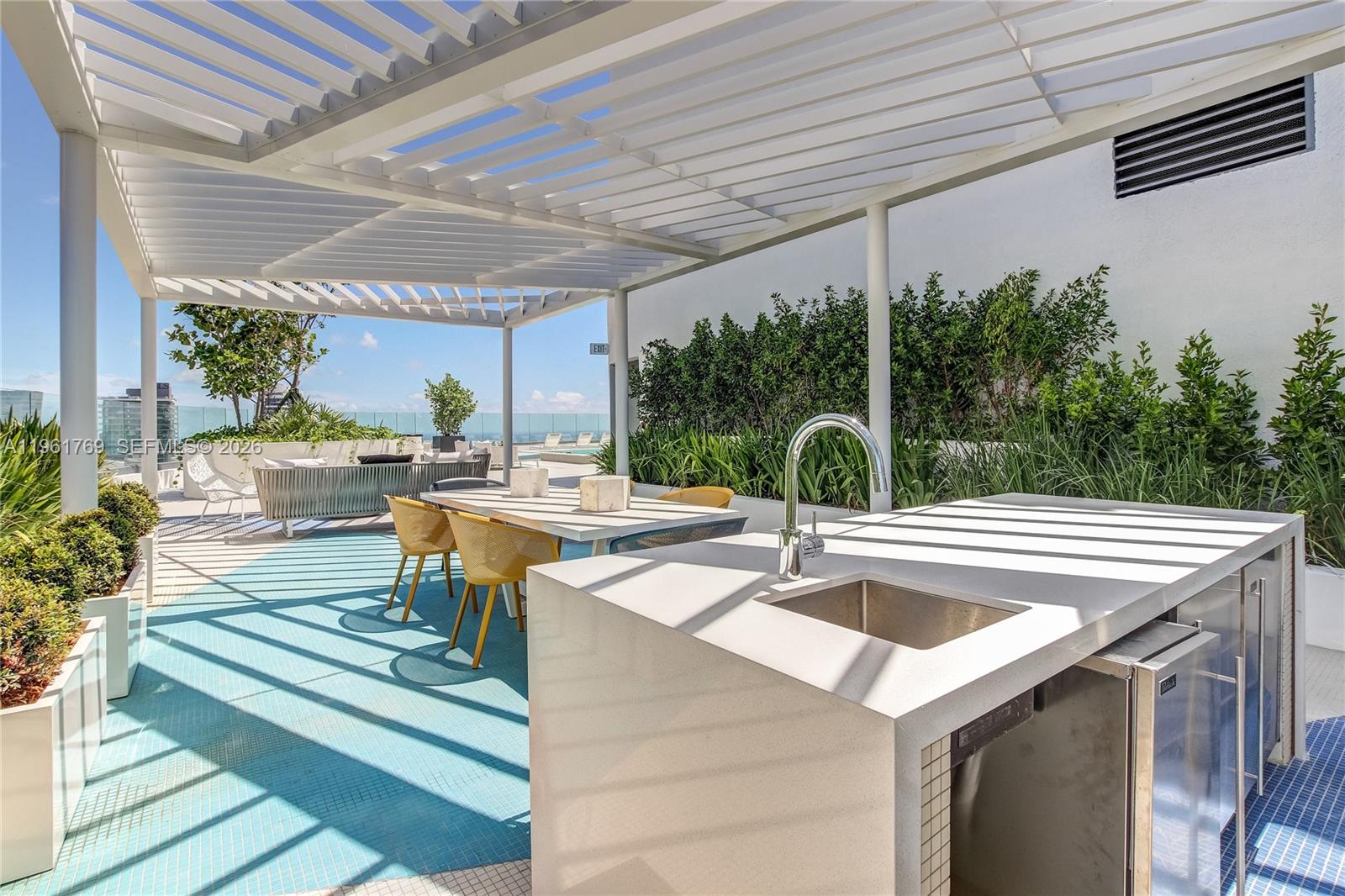 55 Southwest 9th Street, Unit 4004 Miami, FL 33130 - Photo 40 of 43