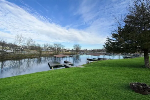 $250,000 | Lot 736 Yacht Club Circle, Altamont, MO 64620
