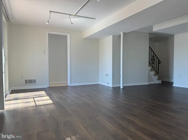 $3,400 | 8125 Edmonton Court, Springfield, VA 22152