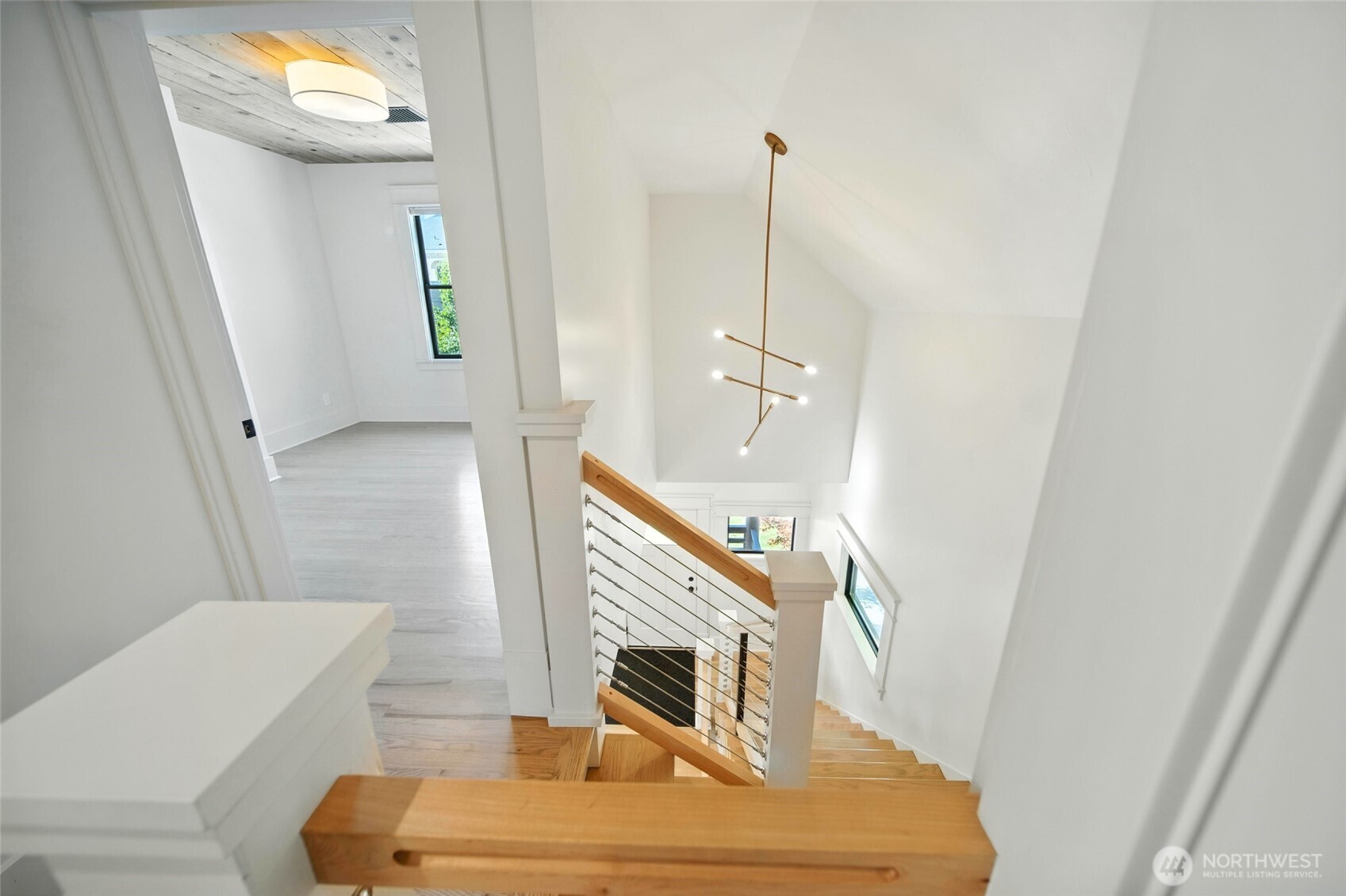 531 Newell Street Walla Walla, WA 99362 - Photo 18 of 38 a living room with furniture and a fireplace