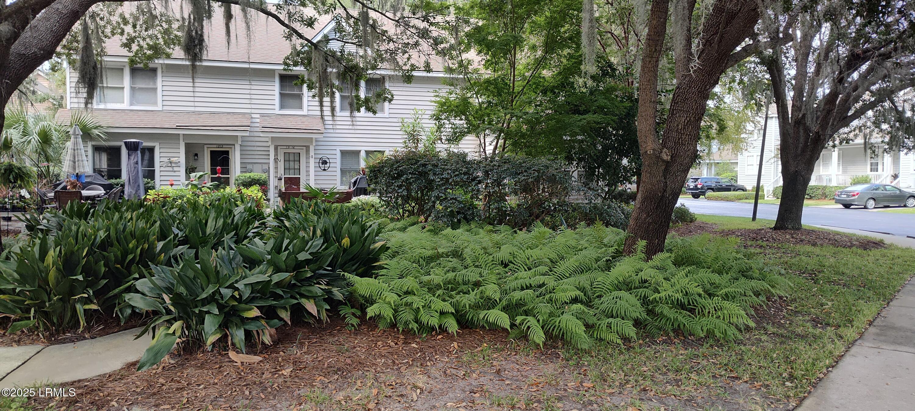 1202 Barnwell Bluff Beaufort, SC 29902 - Photo 3 of 37 IMG_20250917_164039316_HDR