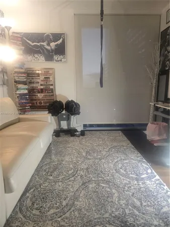 $595,000 | 335 South Biscayne Boulevard, Unit 3400, Miami, FL 33131