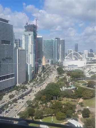 $595,000 | 335 South Biscayne Boulevard, Unit 3400, Miami, FL 33131