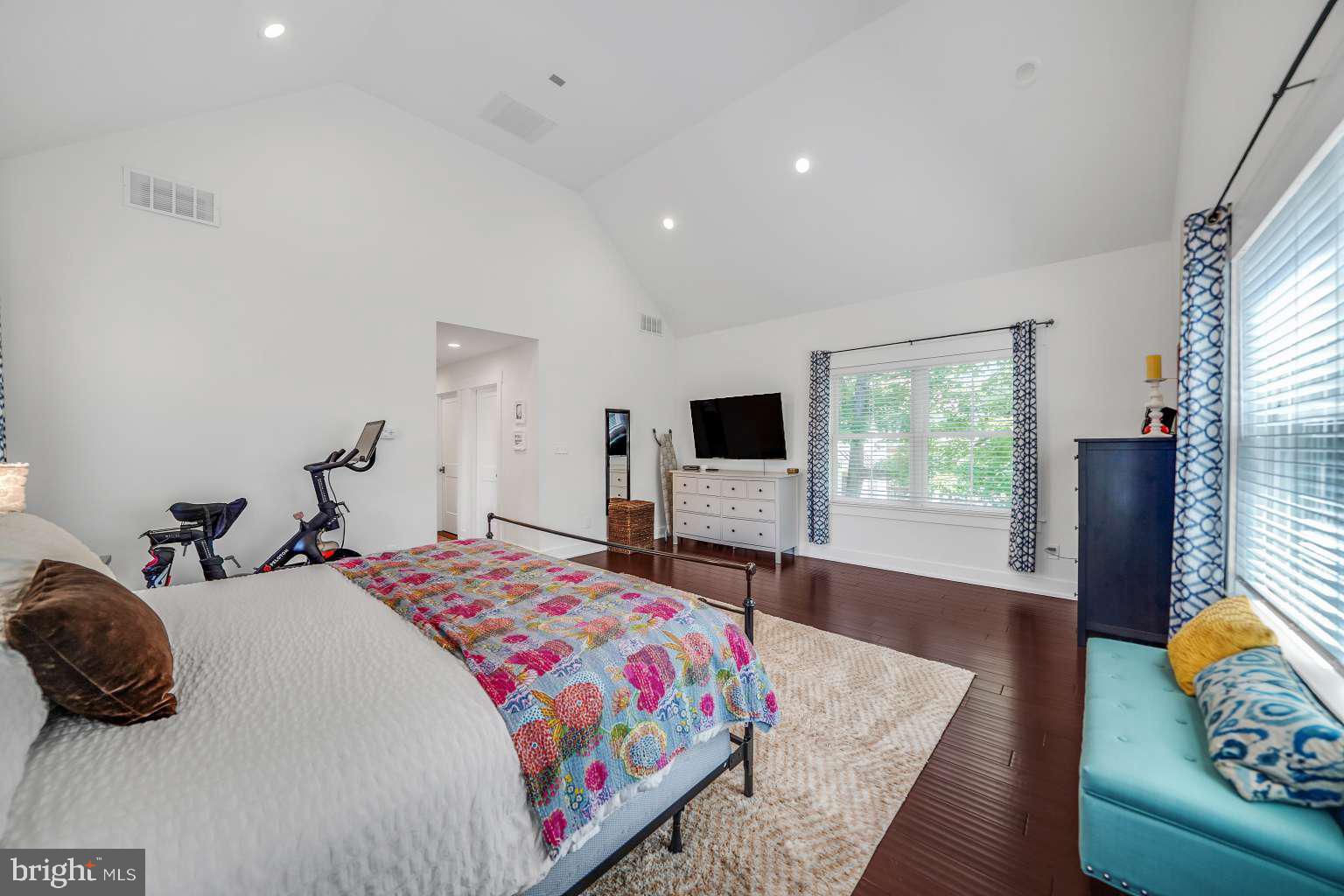 210 Poplar Avenue Wayne, PA 19087 - Photo 22 of 46 Gallery Image 22