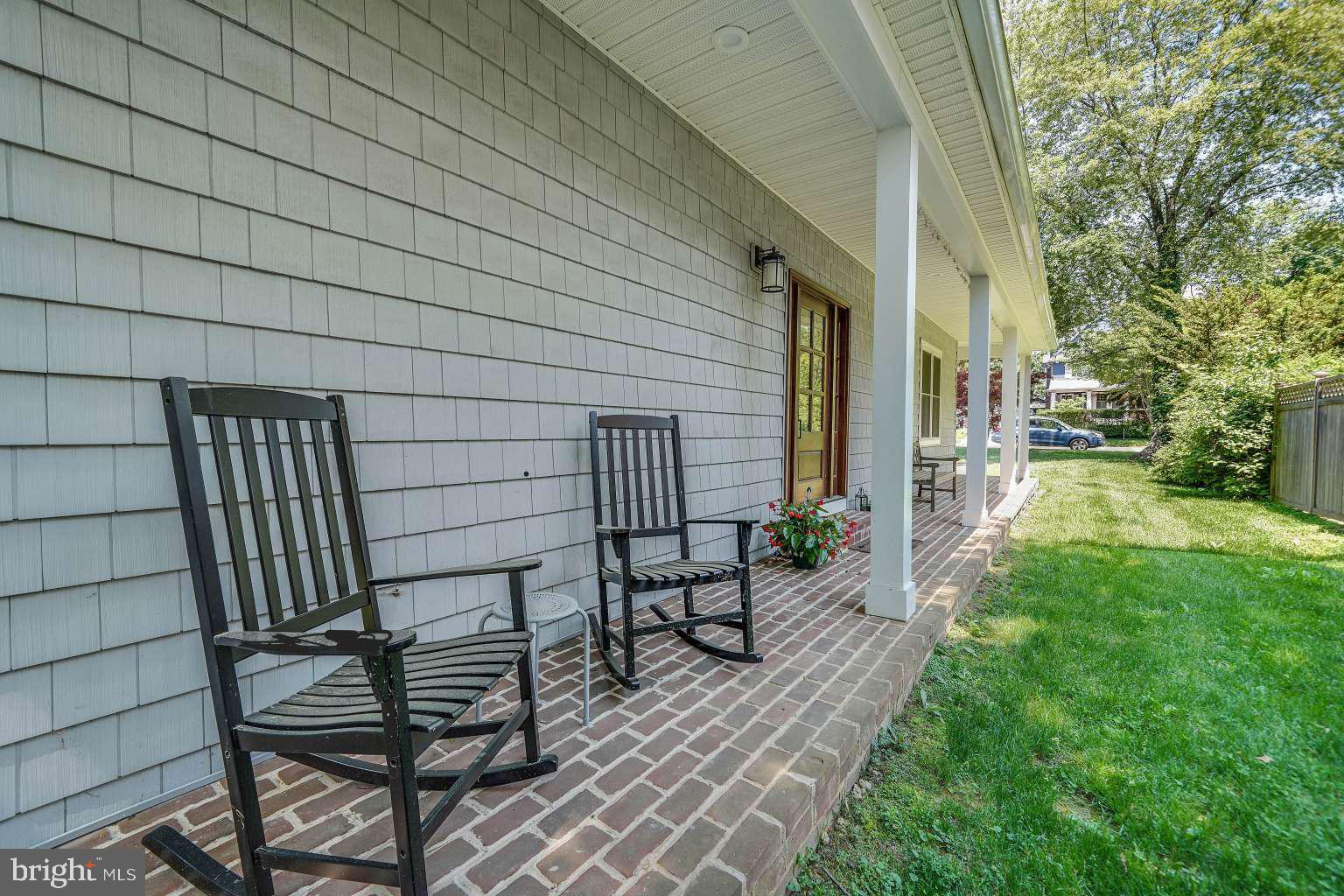 210 Poplar Avenue Wayne, PA 19087 - Photo 9 of 46 Gallery Image 9