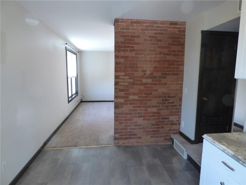 2709 Middletown Road, Unit 2 Pittsburgh, PA 15205 - Photo 5 of 21 Gallery Image 5