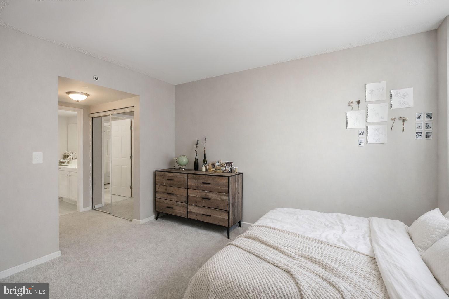 11710 Old Georgetown Road, Unit 1020 North Bethesda, MD 20852 - Photo 6 of 20 Bedroom Reverse