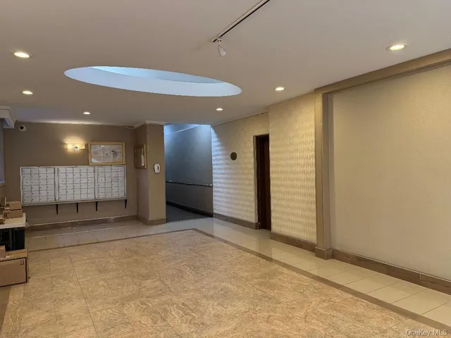 $235,000 | 83-40 Austin Street, Unit 4L | Kew Gardens