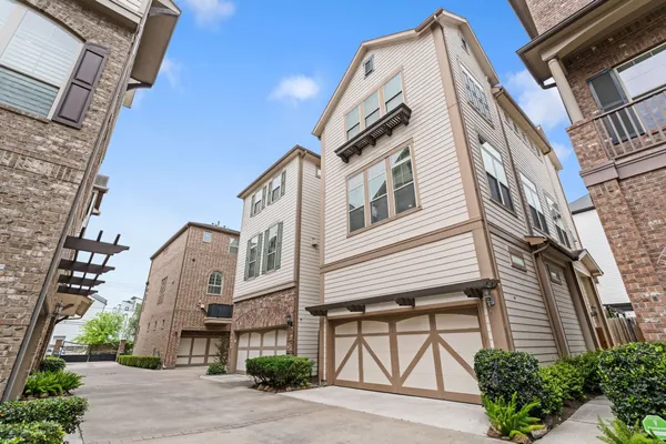 $635,000 | 1621 West 23rd Street, Unit B, Houston, TX 77008