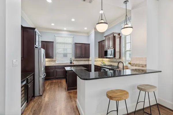 $635,000 | 1621 West 23rd Street, Unit B, Houston, TX 77008