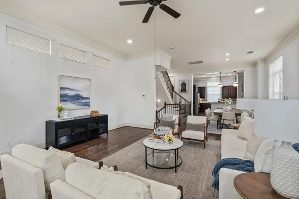 $635,000 | 1621 West 23rd Street, Unit B, Houston, TX 77008