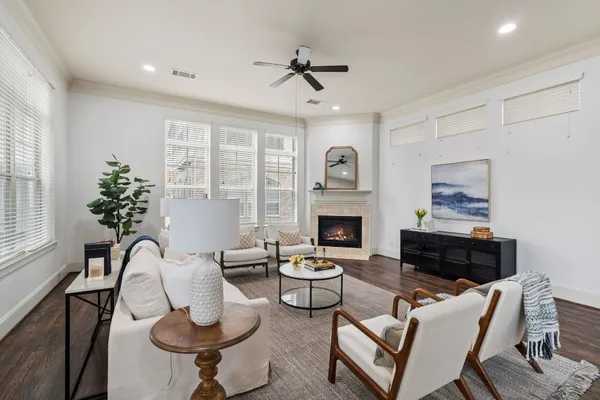 $635,000 | 1621 West 23rd Street, Unit B, Houston, TX 77008
