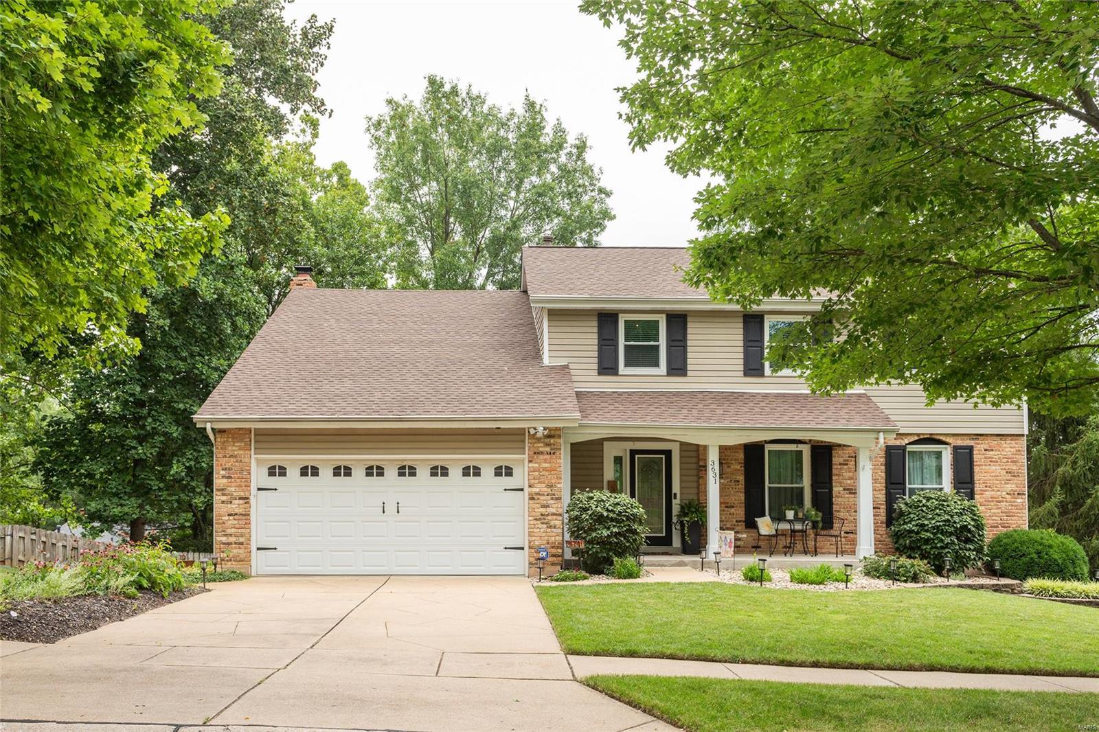 3631 Whispering Ridge Lane St. Louis, MO 63129 - Photo 2 of 38 Gallery Image 2