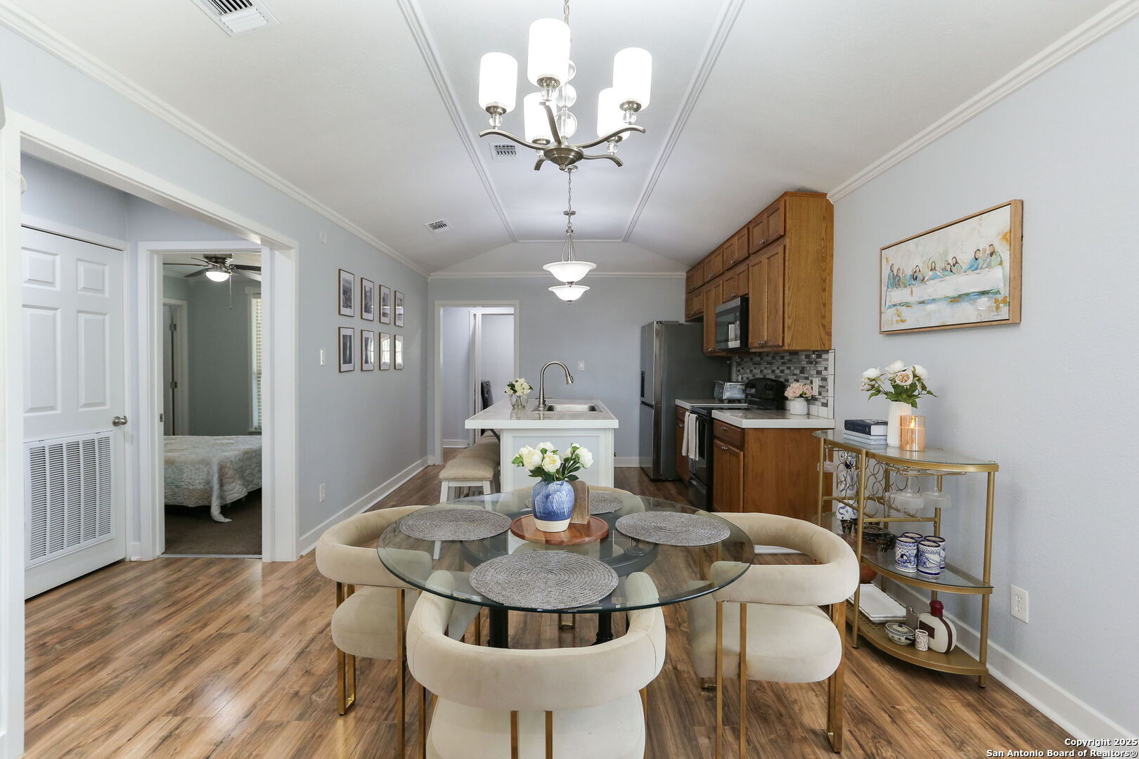 90 Clear Lake Loop Poteet, TX 78065 - Photo 11 of 34