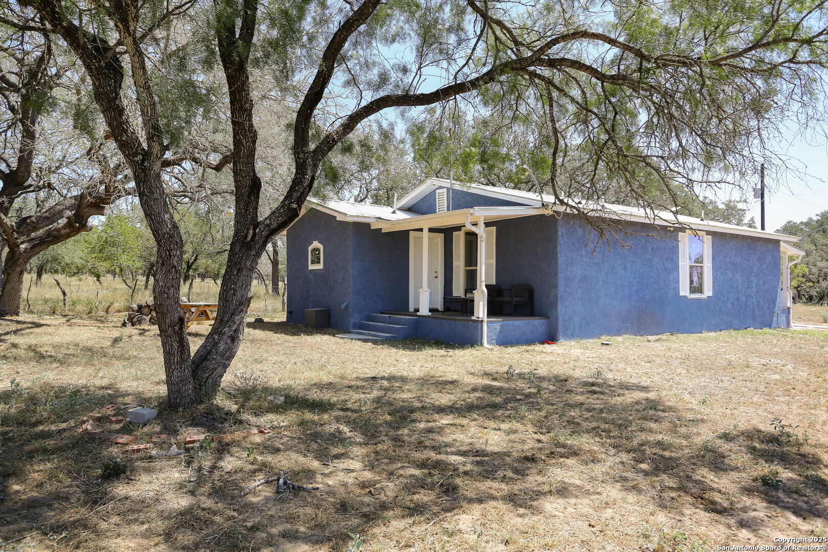 90 Clear Lake Loop Poteet, TX 78065 - Photo 26 of 34