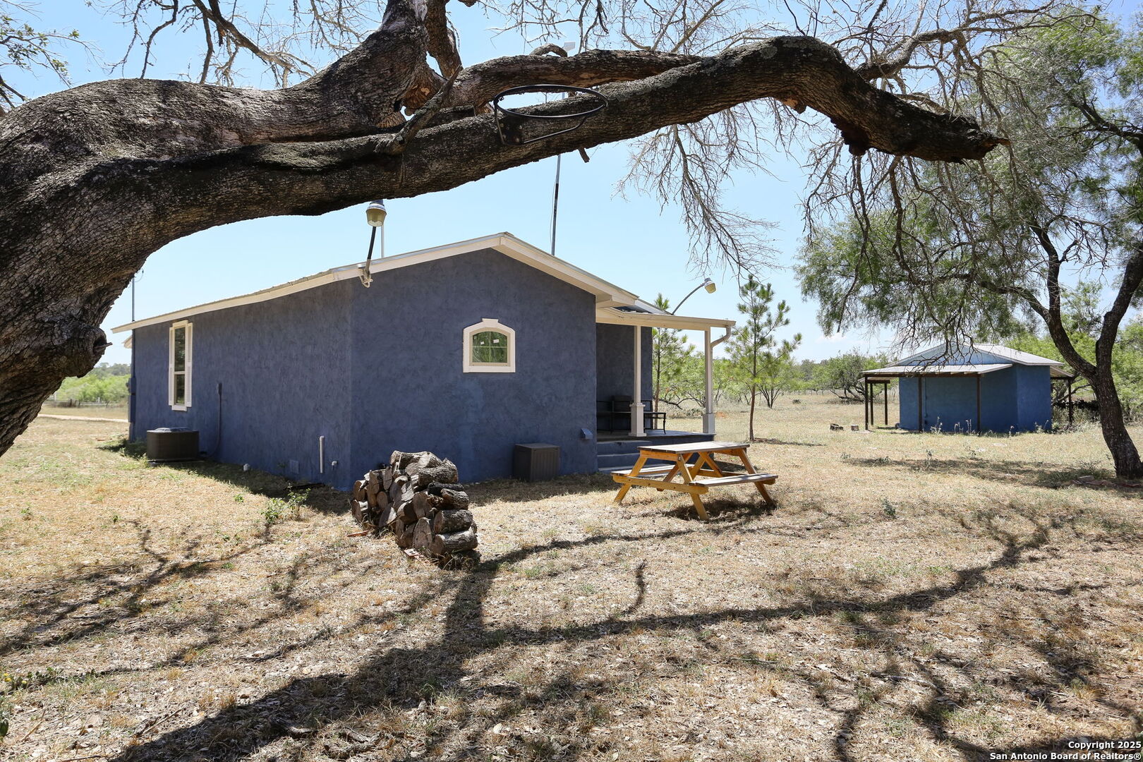 90 Clear Lake Loop Poteet, TX 78065 - Photo 27 of 34