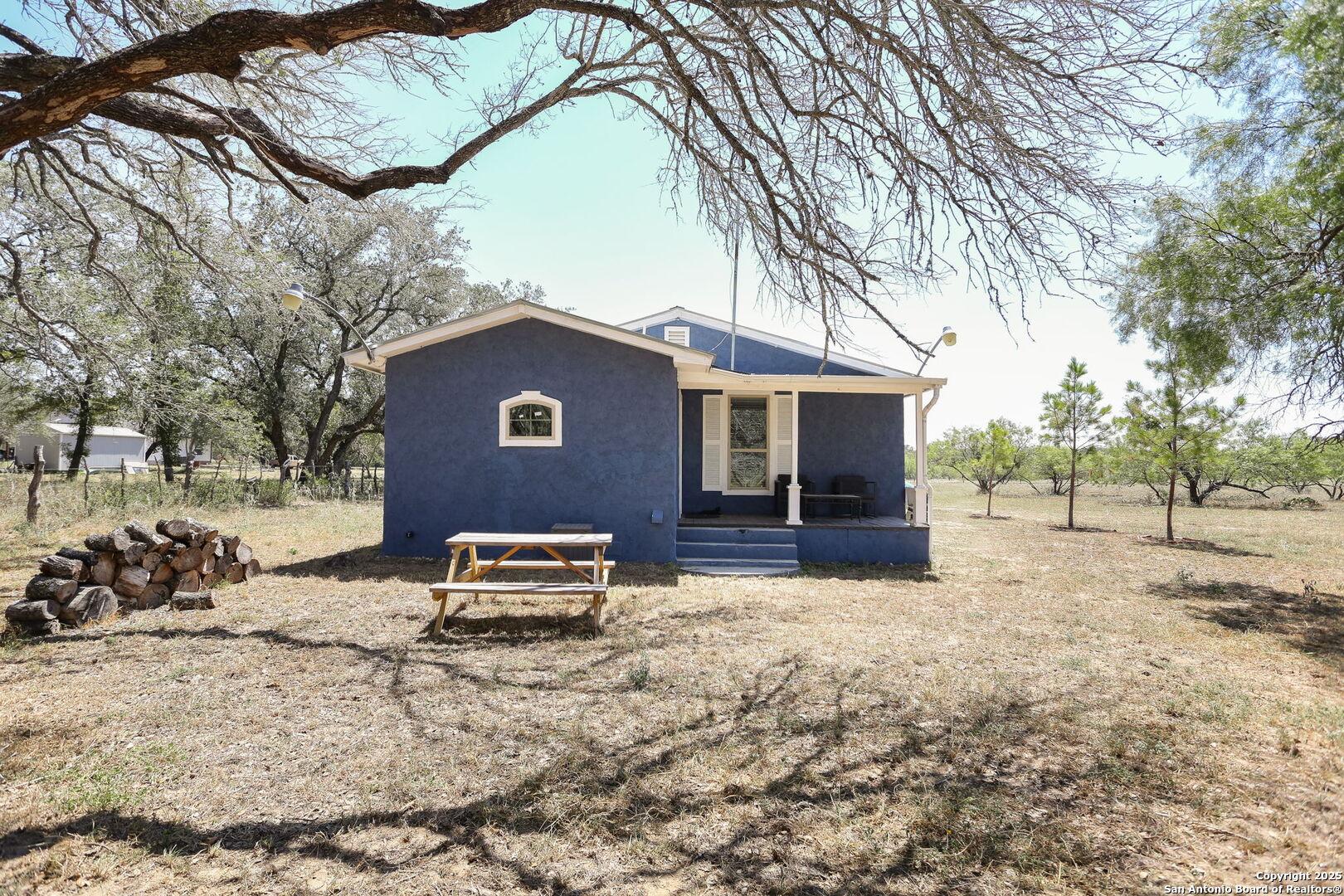 90 Clear Lake Loop Poteet, TX 78065 - Photo 28 of 34