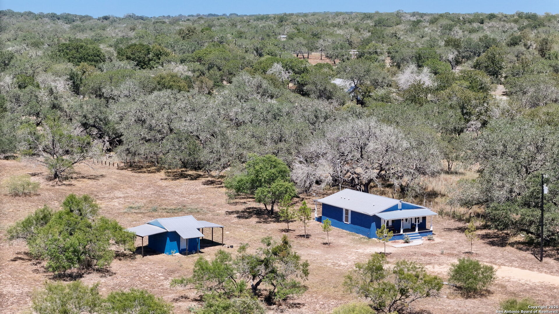 90 Clear Lake Loop Poteet, TX 78065 - Photo 31 of 34