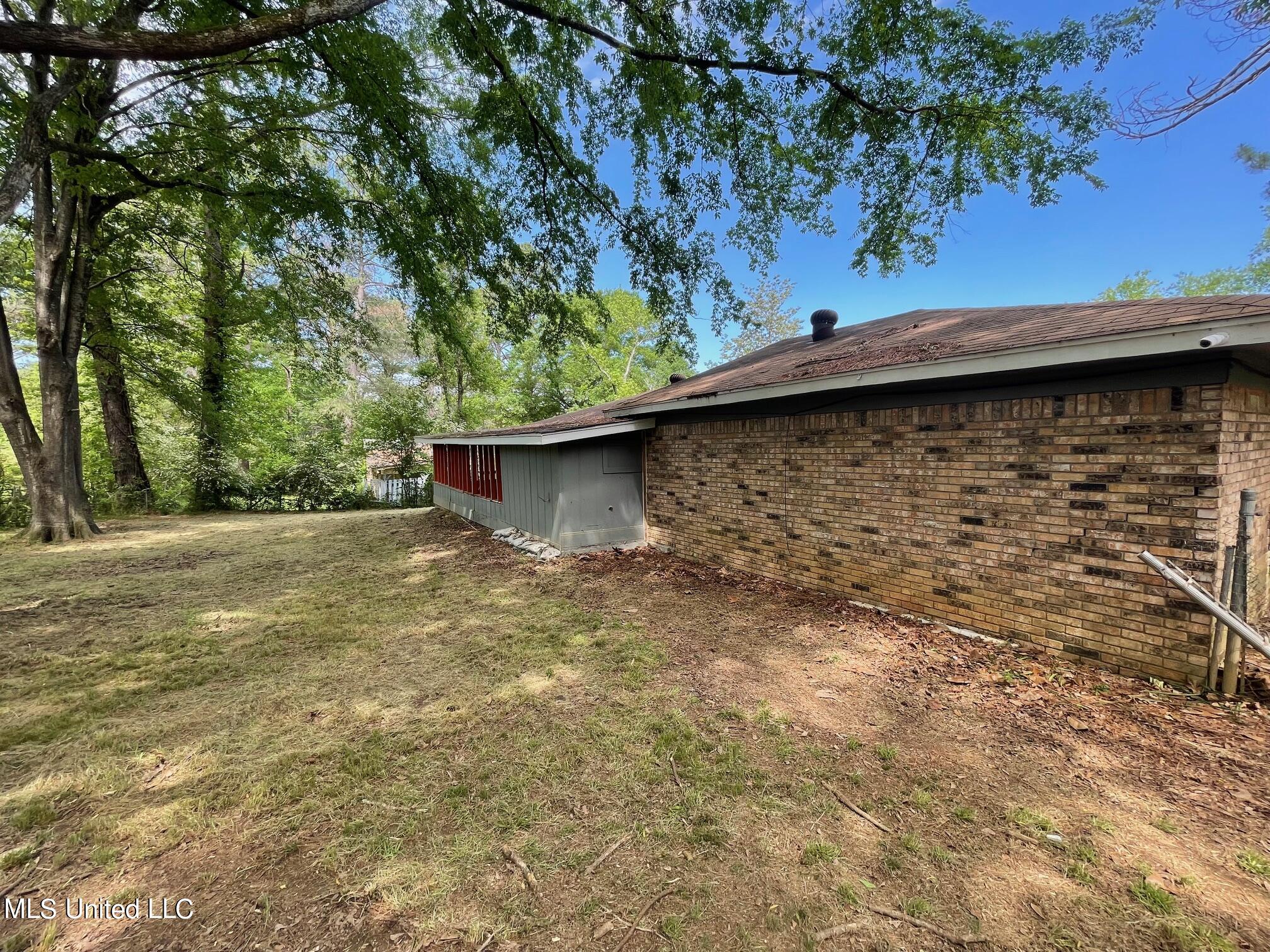 645 Upper Darby Road Jackson, MS 39212 - Photo 7 of 7 IMG_9588