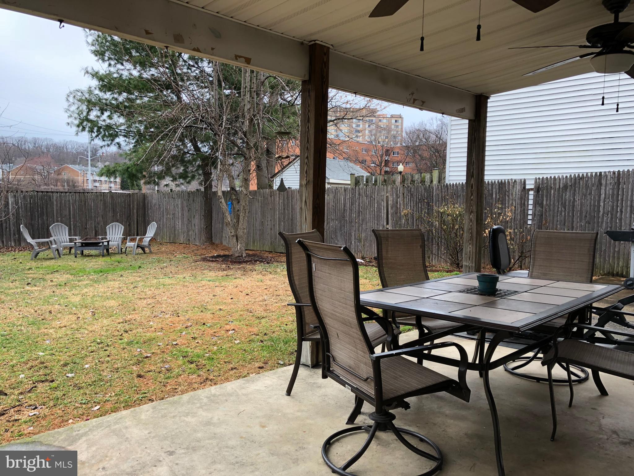 725 Four Mile Road Alexandria, VA 22305 - Photo 19 of 23 a view of outdoor space yard and patio