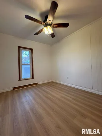 $124,400 | 345 Louisa Street, Illiopolis, IL 62539