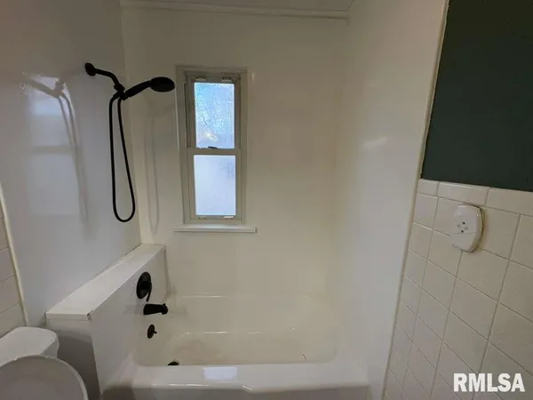 $124,400 | 345 Louisa Street, Illiopolis, IL 62539