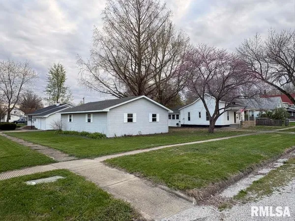 $124,400 | 345 Louisa Street, Illiopolis, IL 62539