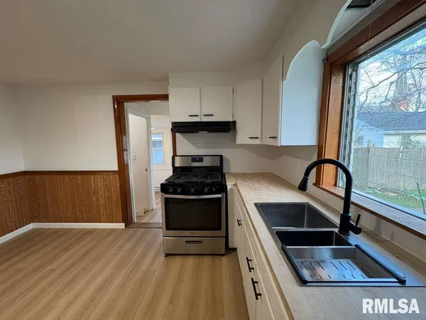 $124,400 | 345 Louisa Street, Illiopolis, IL 62539