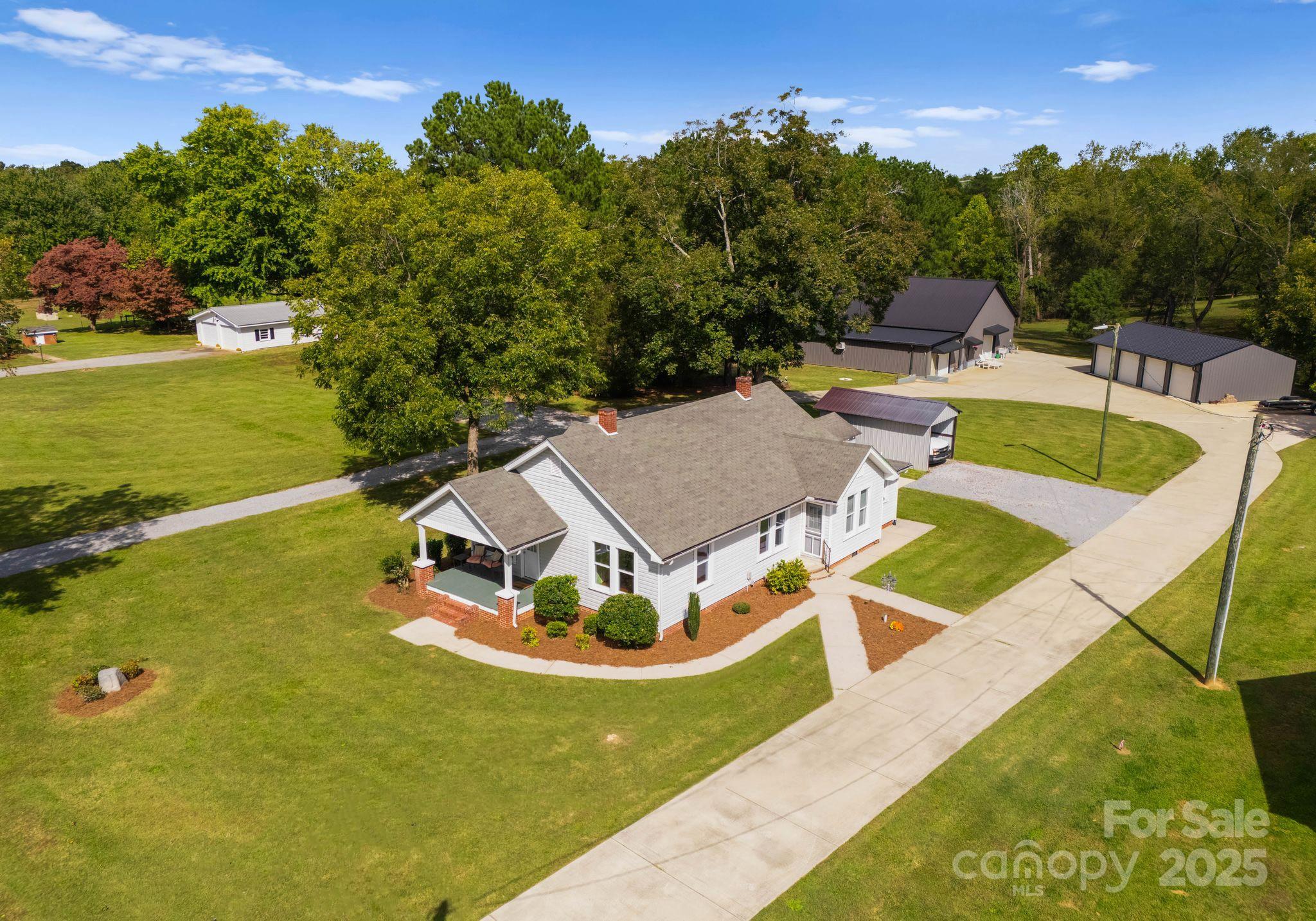 5070 Woodleaf Road Salisbury, NC 28147 - Photo 2 of 35