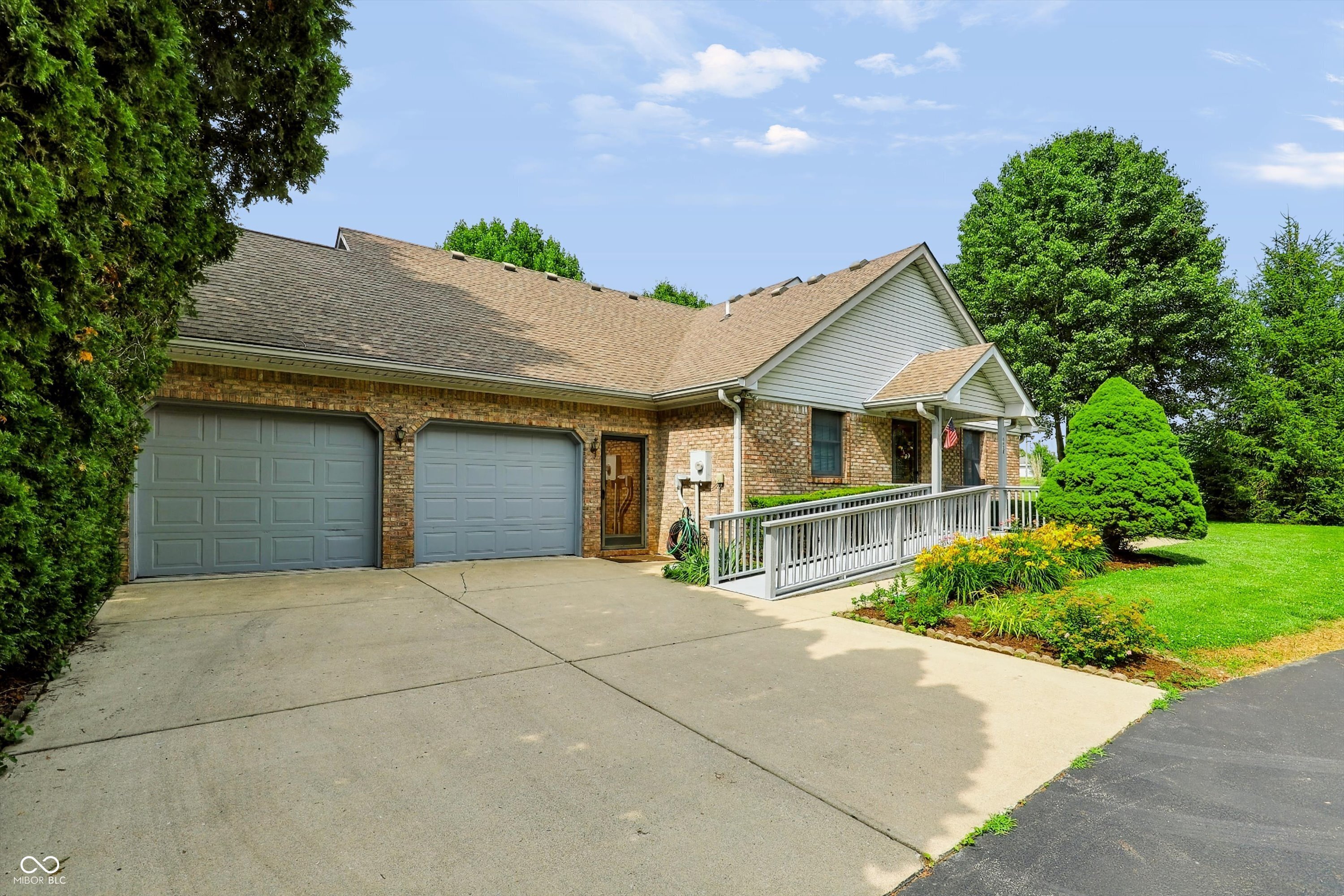 8628 North Briarhopper Road Monrovia, IN 46157 - Photo 3 of 50