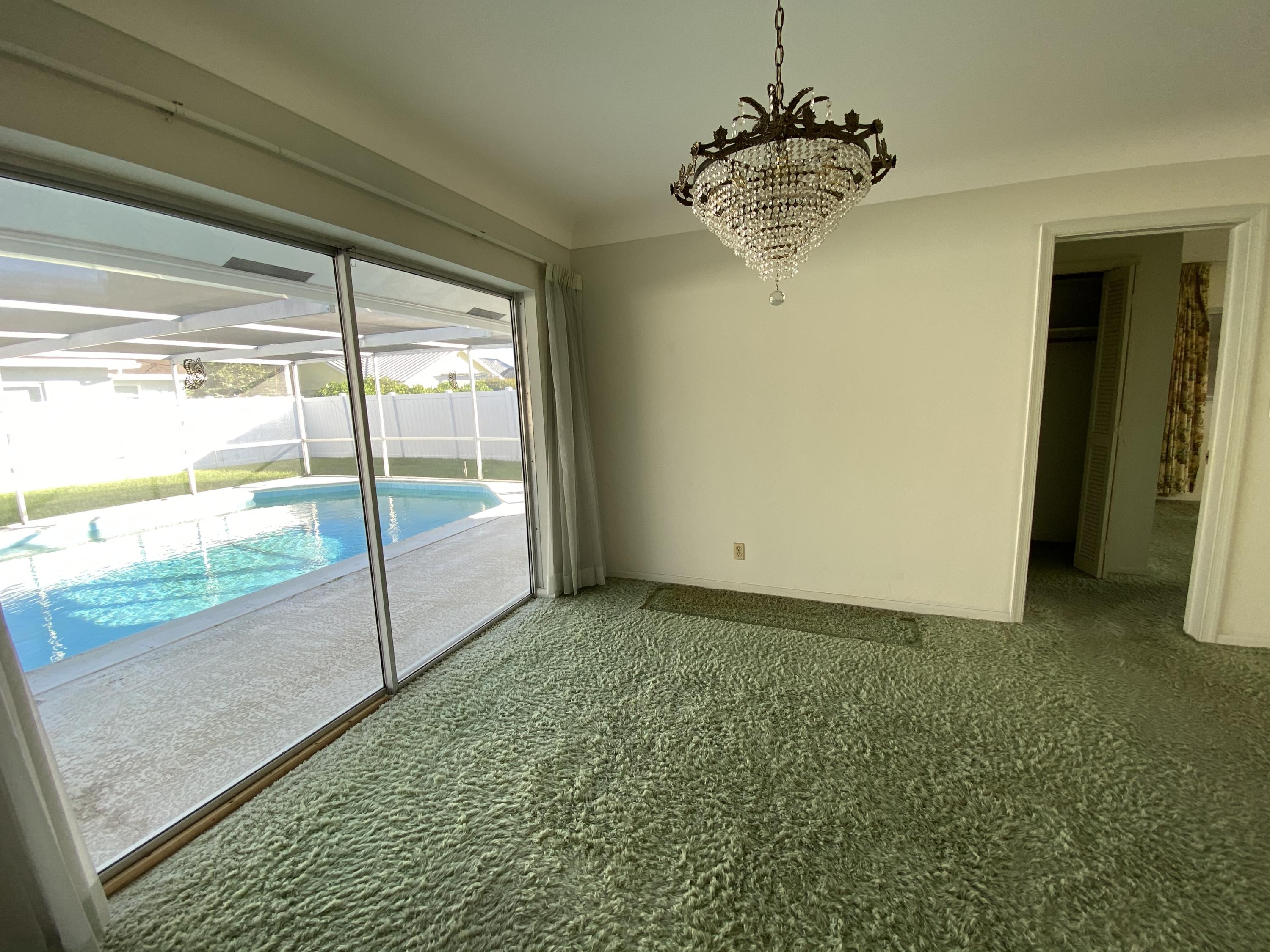 2057 Park Place Boca Raton, FL 33486 - Photo 9 of 27 6BC3AF69-968A-4EFB-87D9-1B23A1C6A092