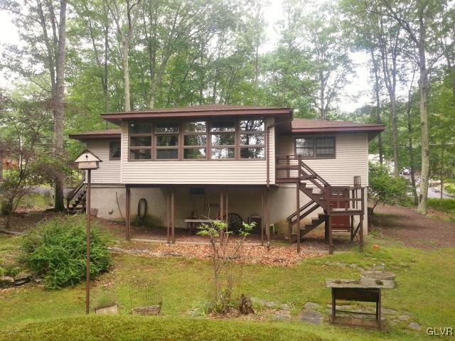 220 Robin Court Bushkill, PA 18324 - Photo 23 of 27 Gallery Image 23
