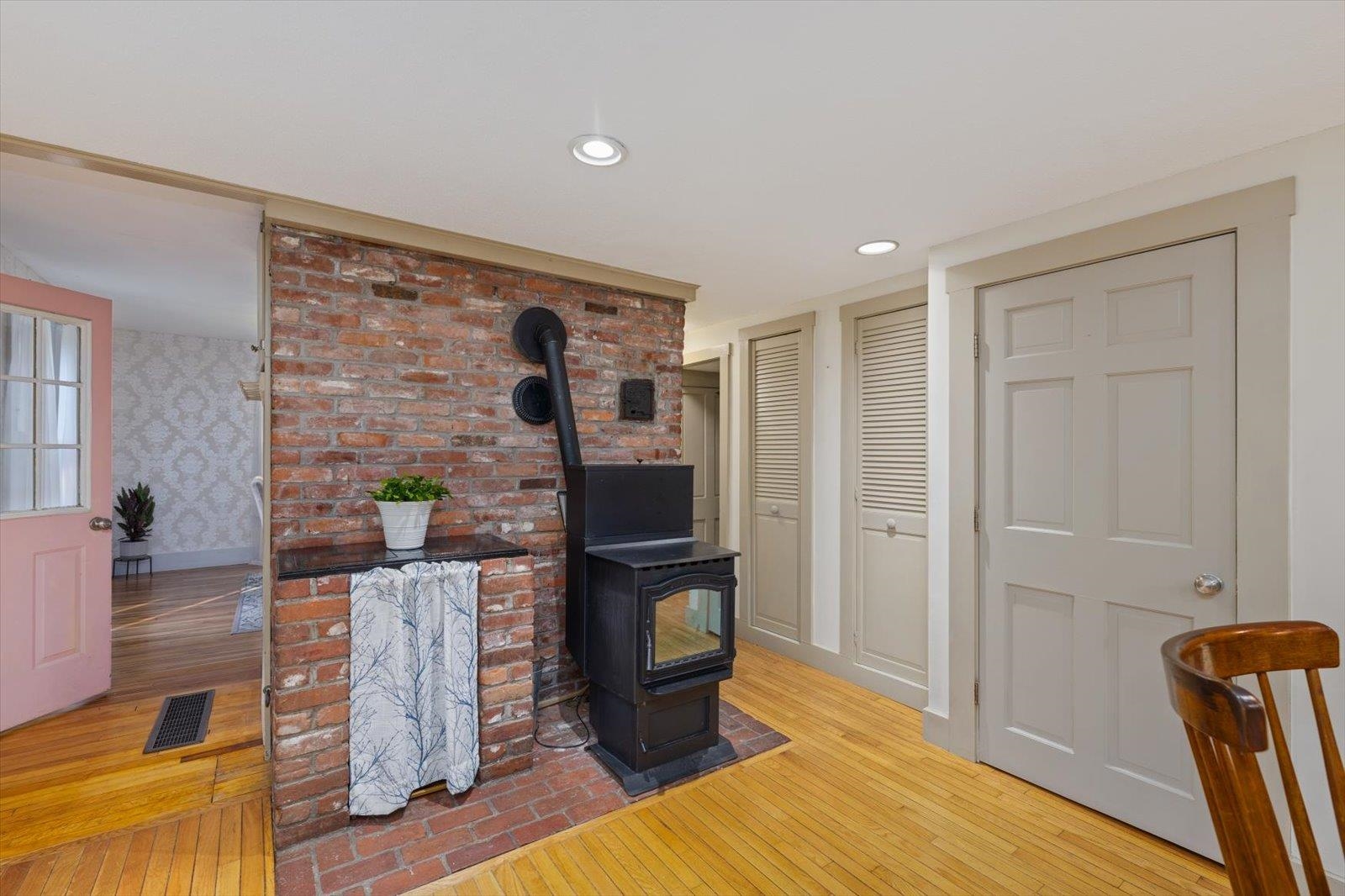 3 Old County Road South Francestown, NH 03043 - Photo 15 of 54