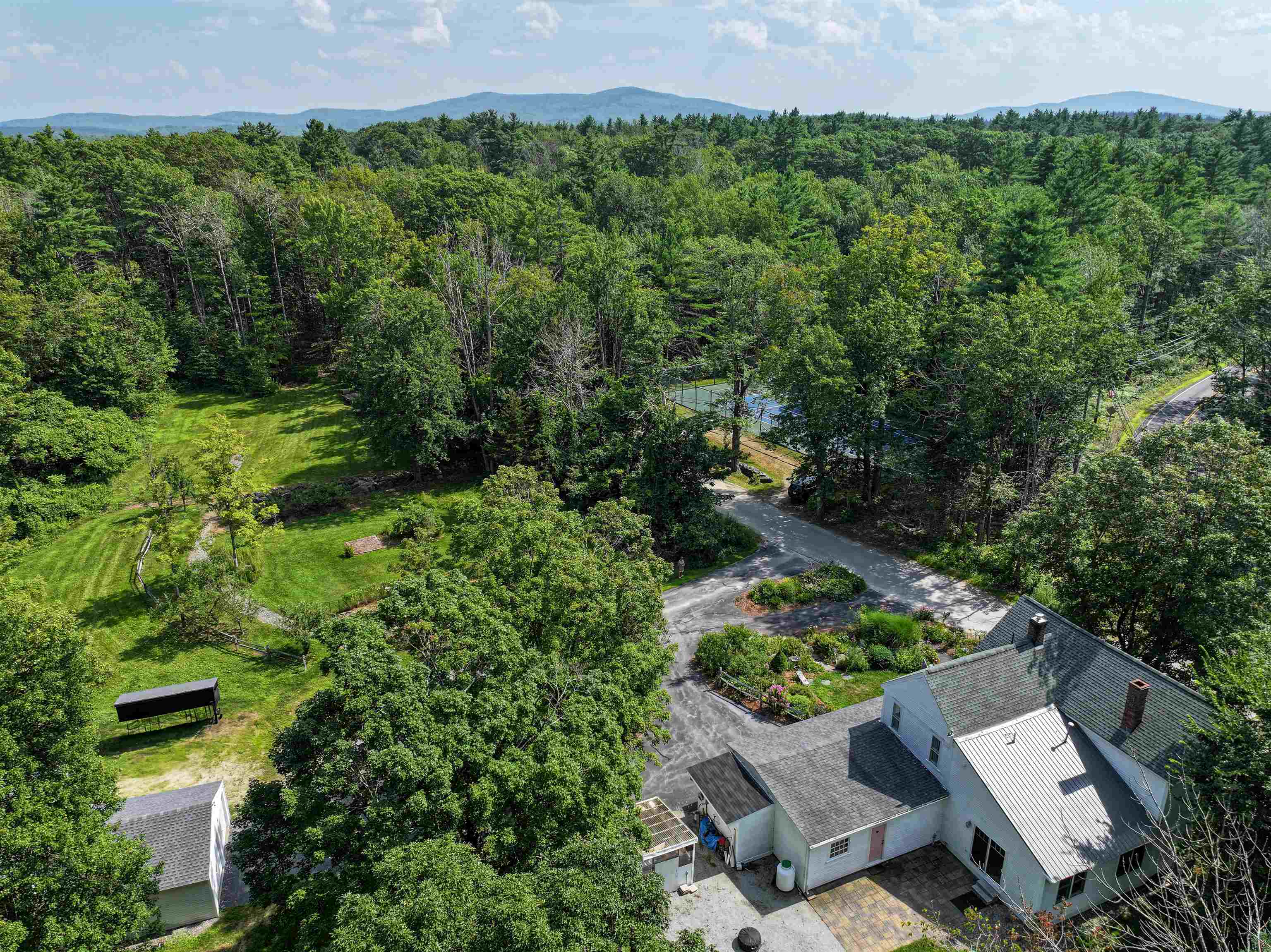 3 Old County Road South Francestown, NH 03043 - Photo 3 of 54