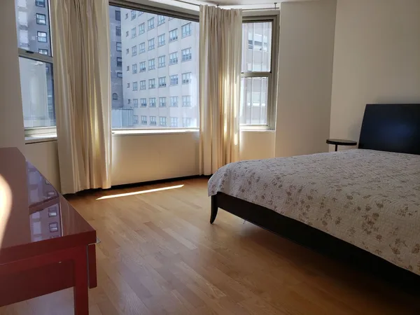 $2,500 | 535 North Michigan Avenue, Unit 1508, Chicago, IL 60611