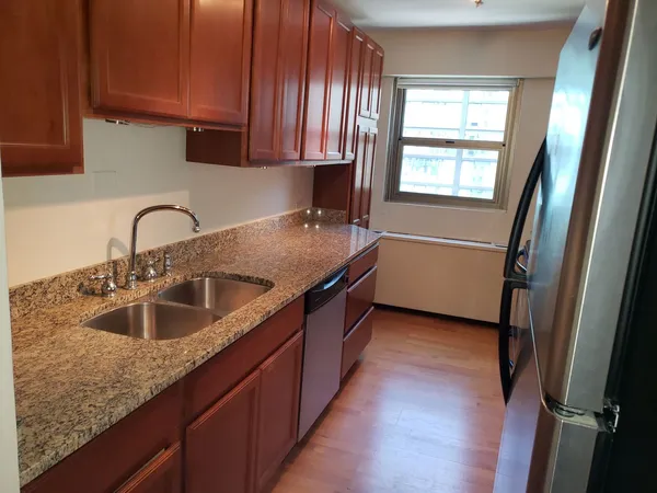 $2,500 | 535 North Michigan Avenue, Unit 1508, Chicago, IL 60611