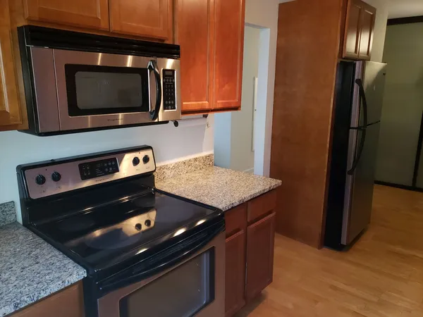 $2,500 | 535 North Michigan Avenue, Unit 1508, Chicago, IL 60611