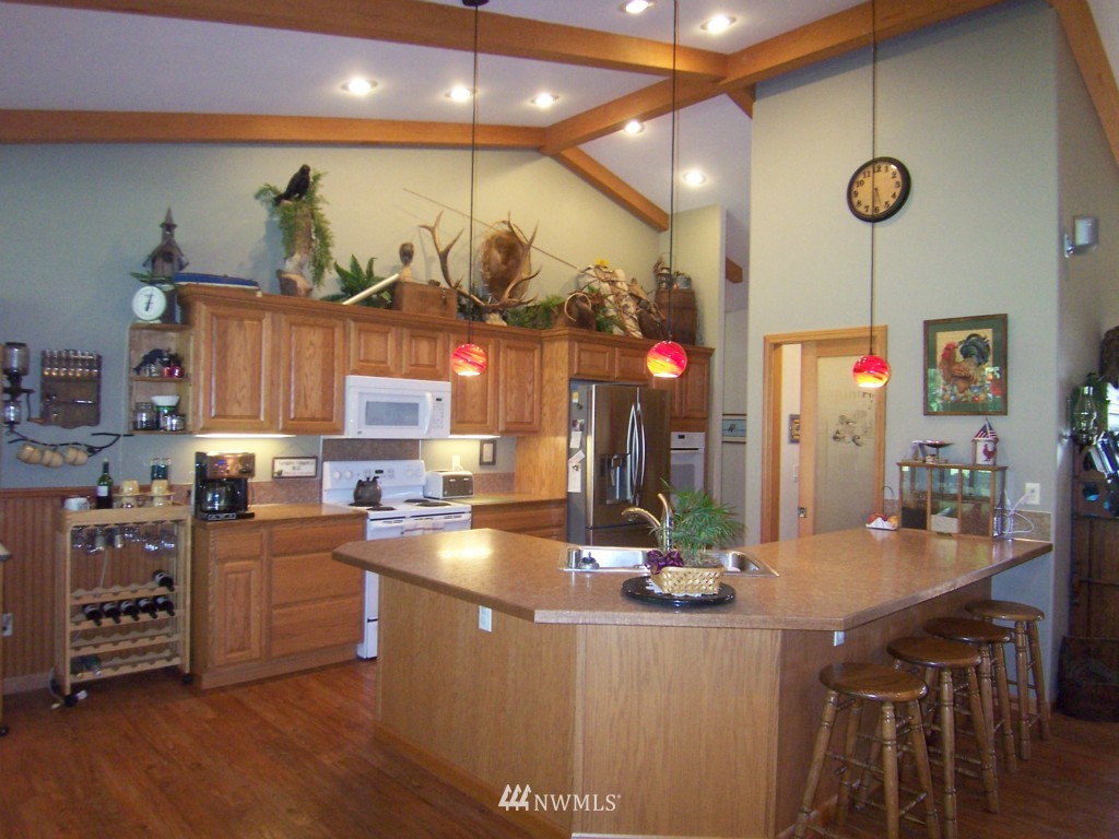 1004 Mox Chehalis Road McCleary, WA 98557 - Photo 5 of 25 Gallery Image 5