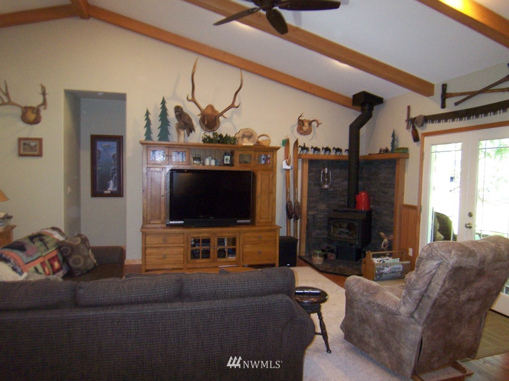 1004 Mox Chehalis Road McCleary, WA 98557 - Photo 7 of 25 Gallery Image 7