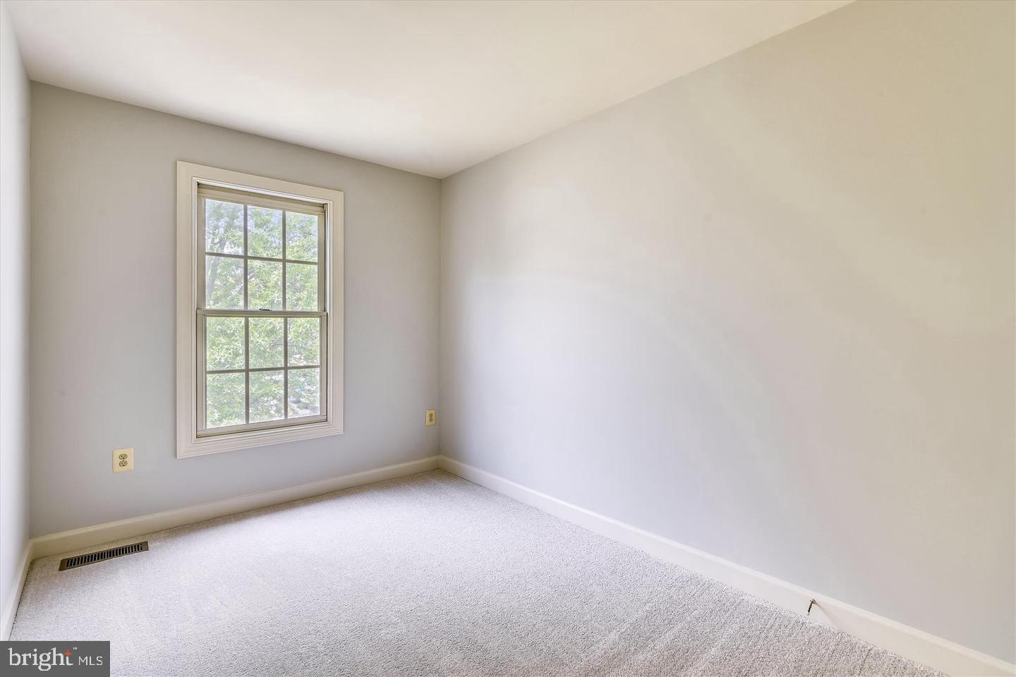 14386 Silo Valley View Centreville, VA 20121 - Photo 17 of 24 BEDROOM #2