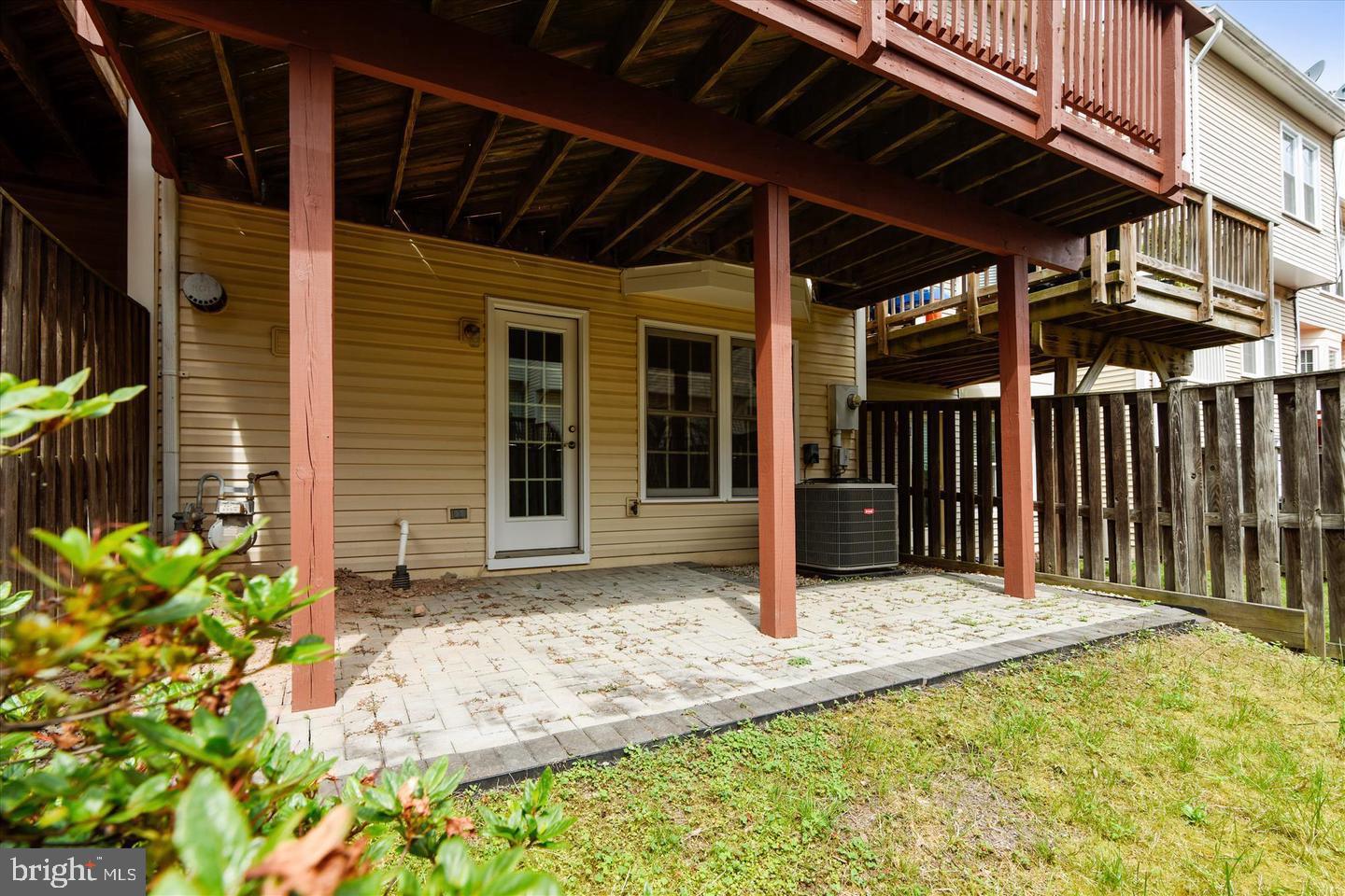 14386 Silo Valley View Centreville, VA 20121 - Photo 23 of 24 AND MORE ROOM TO ENTERTAIN!
