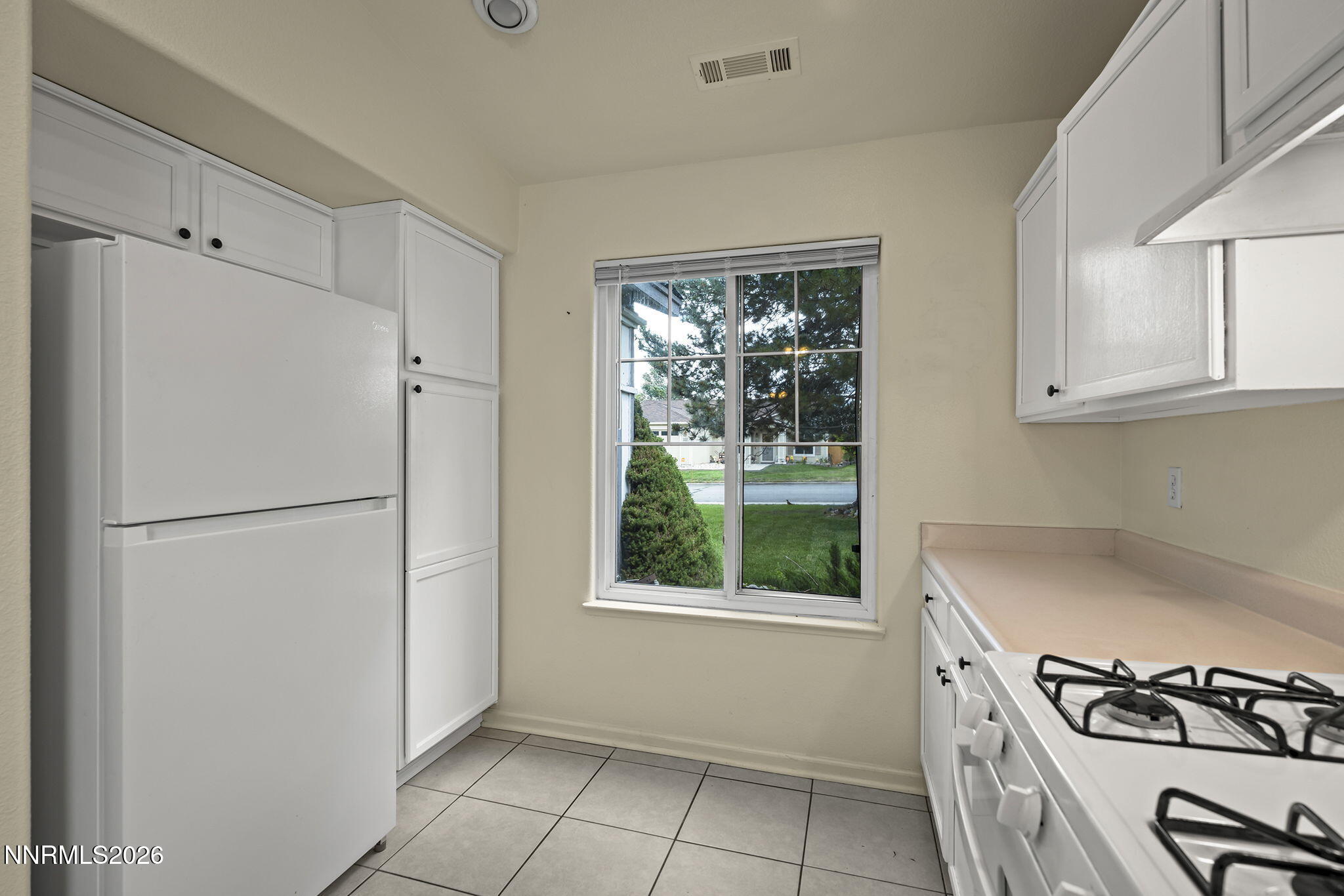 11665 Claim Stake Drive Reno, NV 89506 - Photo 10 of 21 10-web-or-mls-_DSC7940