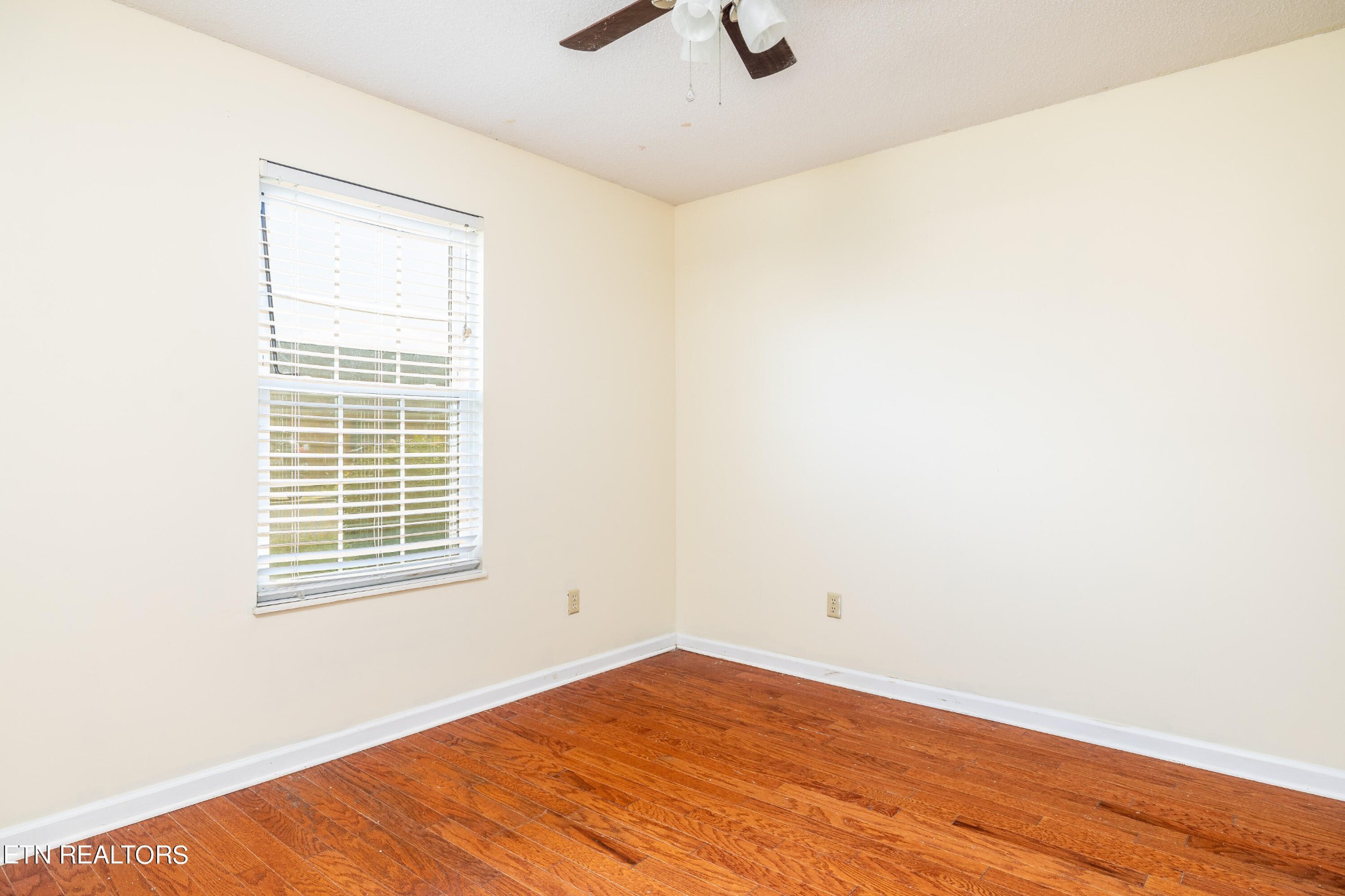 8017 Keybridge Way Powell, TN 37849 - Photo 8 of 12 Gallery Image 8